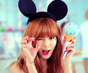 HYUNA HYUNA
