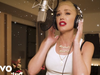 Gwen Stefani - Here This Christmas (Theme To Hallmark Channel's “Countdown To Christmas”)